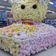 Illustration for article titled Chinese Store Displays Are the Best